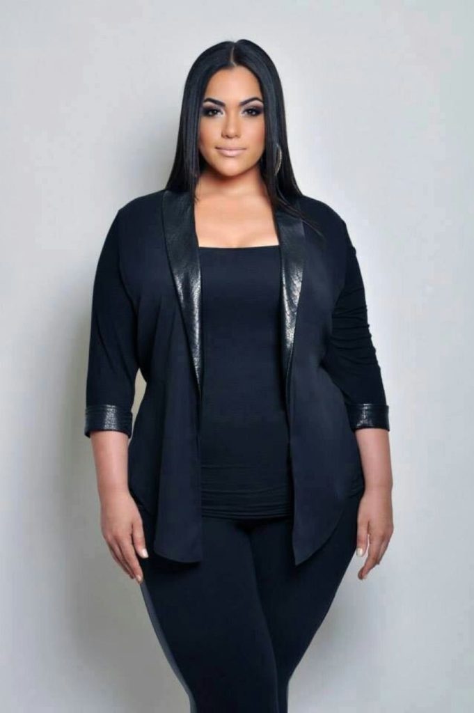 Outfits for curvy women