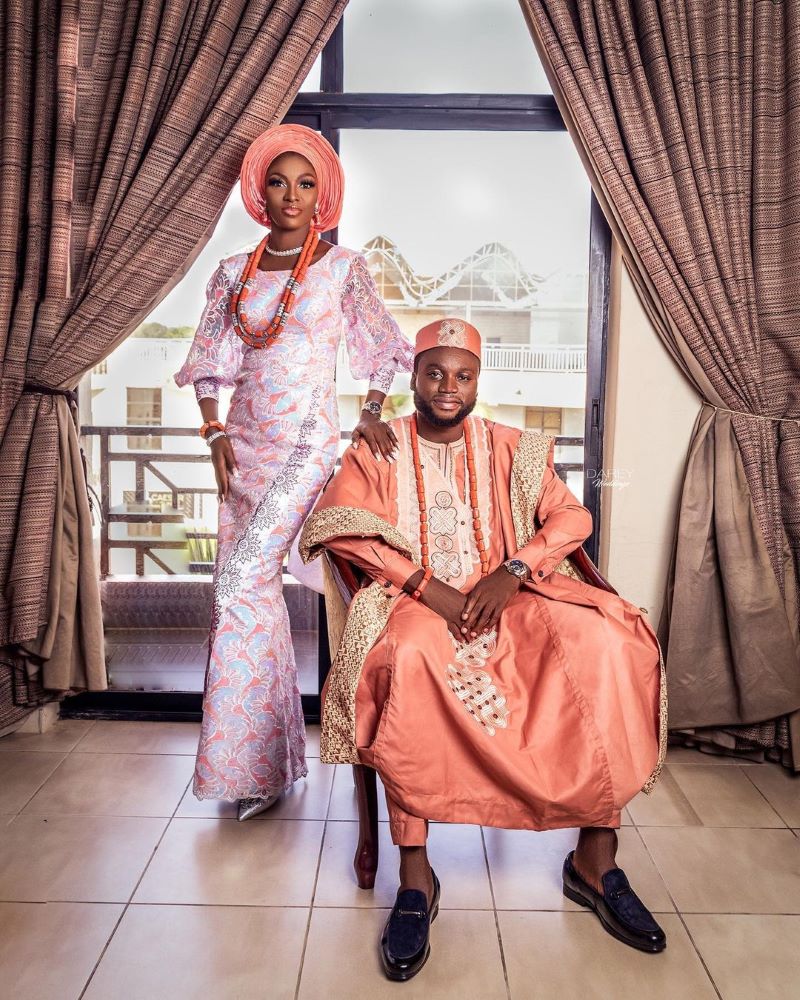 Captivating Asoebi Styles for Couples